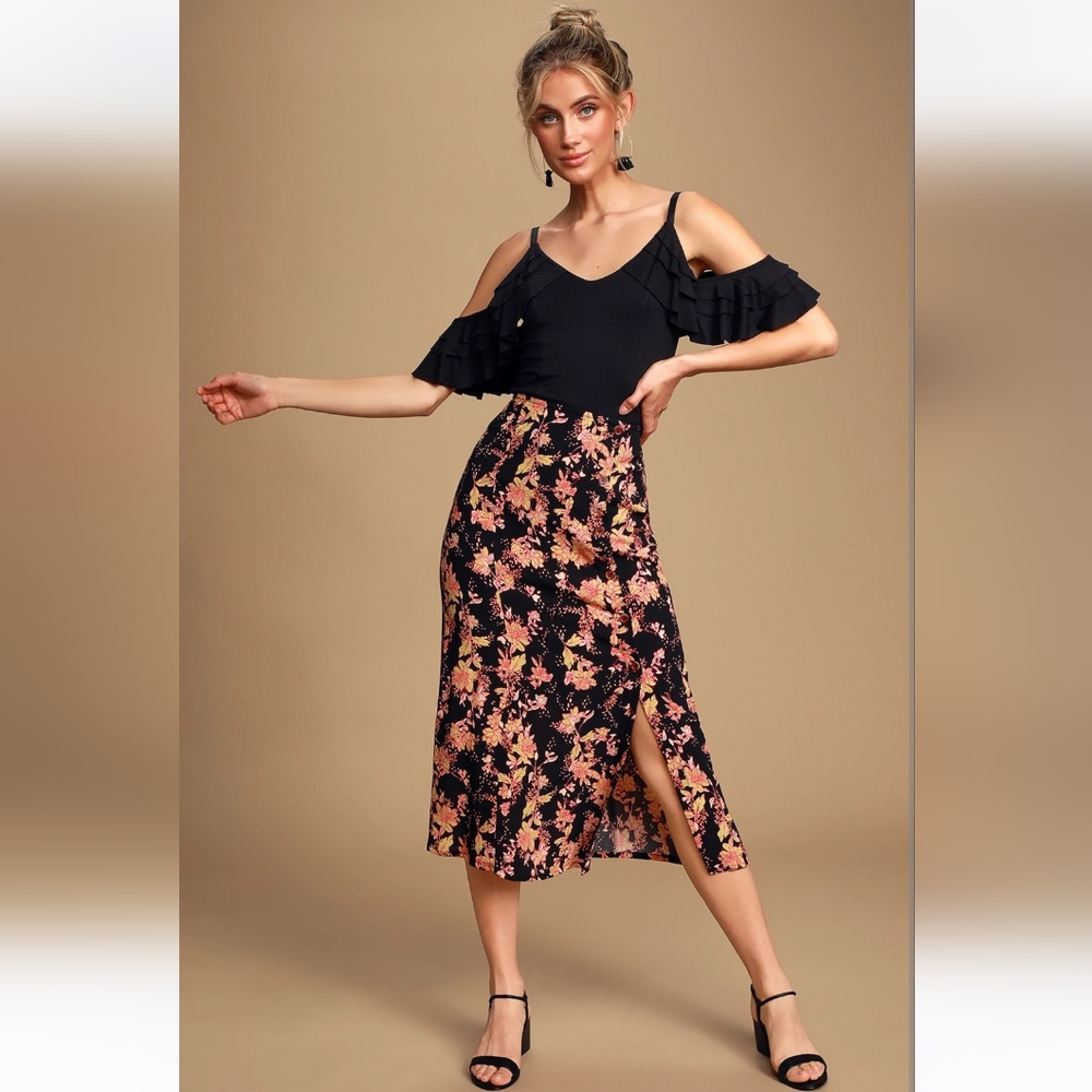 NWT Lulu's Ruffle Off Shoulder Top - Picture 2 of 4